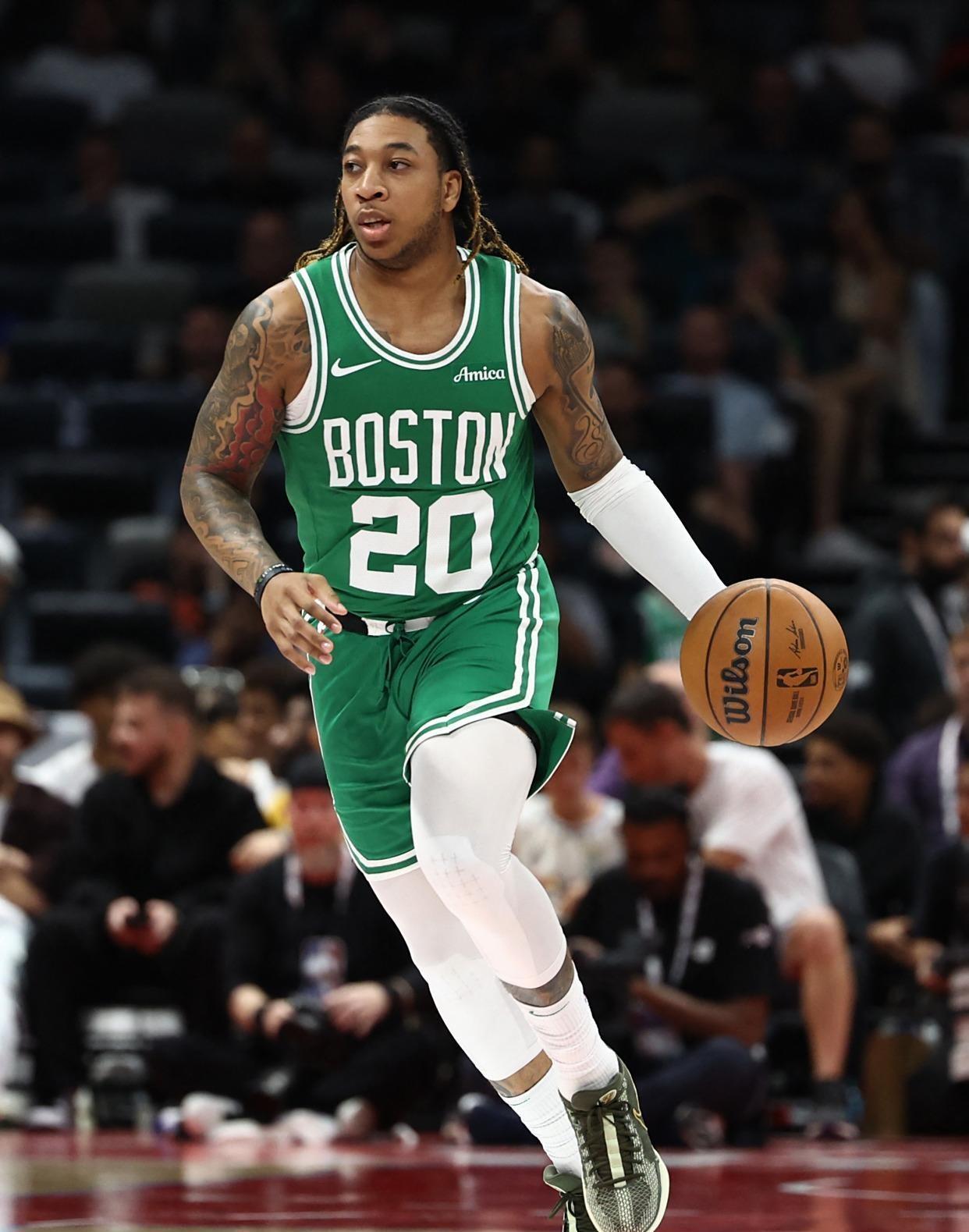 关于集结日休斯敦火箭调整名单以备欧联;外线爆发环节打磨;信心回归;训练强度明显提升的信息 关于集结日休斯敦火箭调整名单以备欧联;外线爆发环节打磨;信心回归;训练强度明显提升的信息